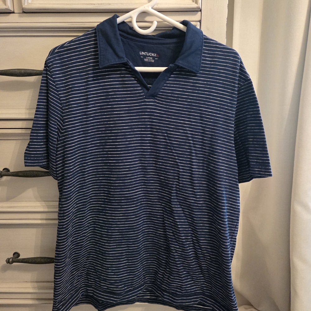 UNTUCKit Men's Peyton Navy Striped Shirt